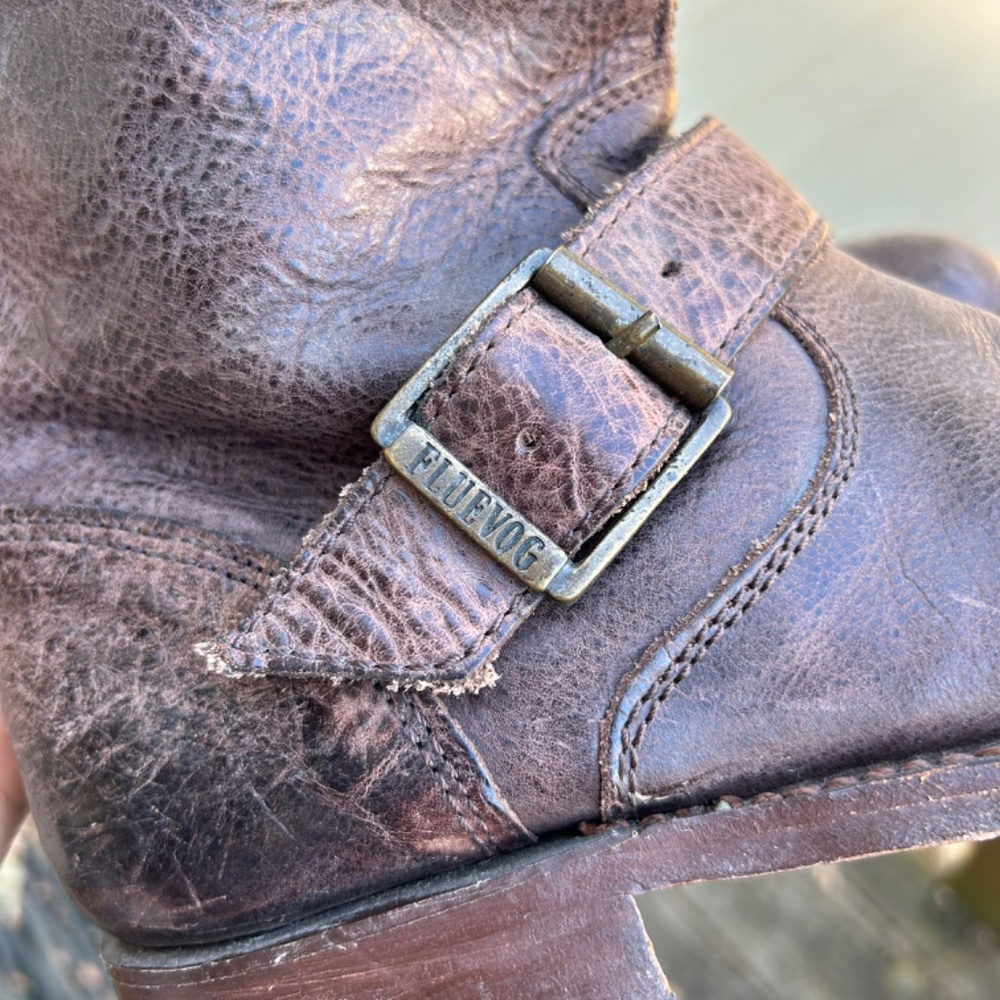 John Fluevog USA size 8 distressed Engineer Moto Angel Buckle leather boots - Picture 8 of 11